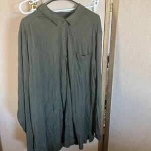 FINAL MARKDOWN Sejour Green Lightweight blouse 3x